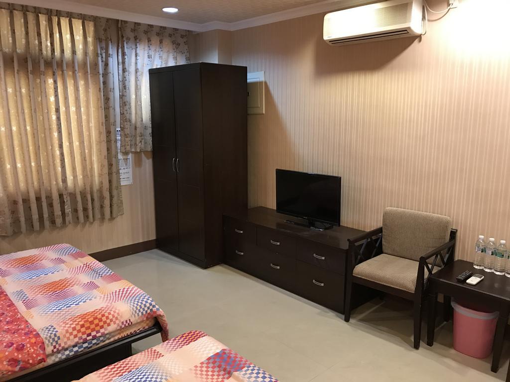 Hefeng Ting Homestay Kota Tua Kota Tua Hengchun Bagian luar foto
