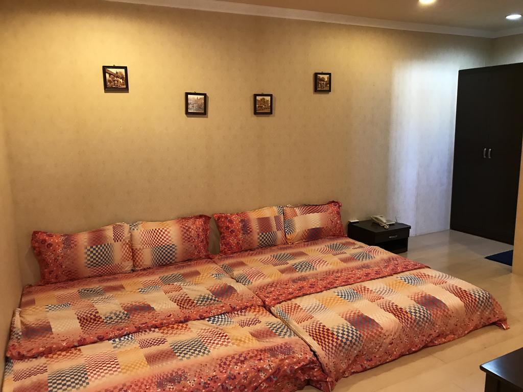 Hefeng Ting Homestay Kota Tua Kota Tua Hengchun Bagian luar foto