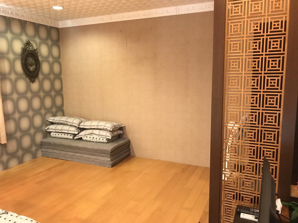 Hefeng Ting Homestay Kota Tua Kota Tua Hengchun Bagian luar foto